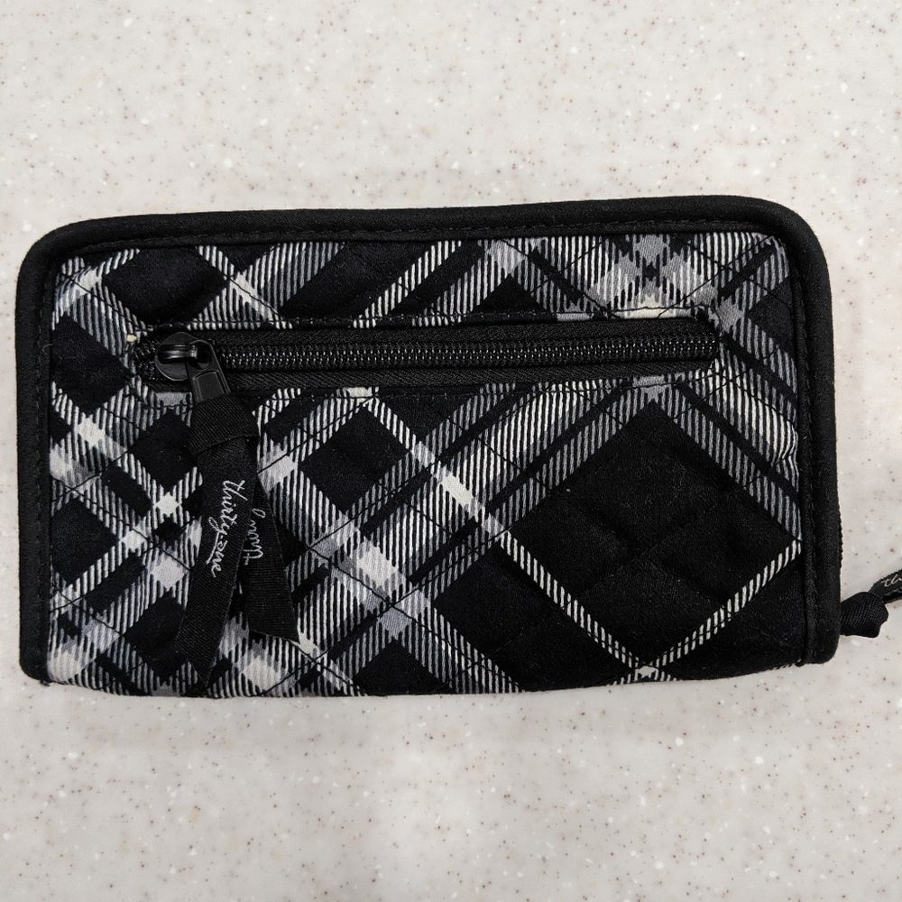 Thirty one Quilted wallet, brand new